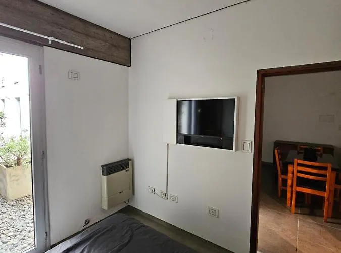 Departamento En Microcentro, Un Dormitorio En Planta Baja